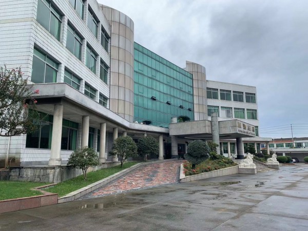 刘春明：中国＂六香＂复合浓香型白酒研发第一人